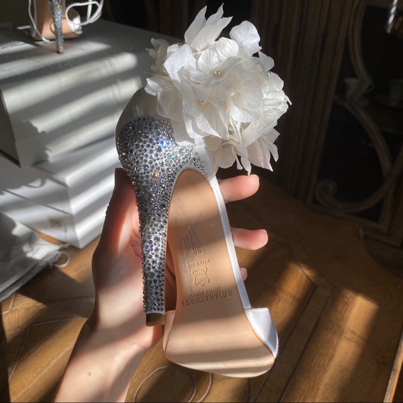 🇺🇸🇺🇦Signed by Brian Atwood Aurora bridal sandals - Picture 4 of 9